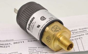 Barksdale CP28-020E压力继电器 优惠进行中